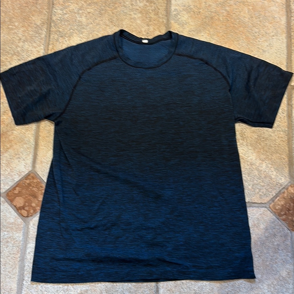 Lululemon Men’s Blue Short Sleeve Tee GET OUTSIDE GET SWEATY-XL-EUC